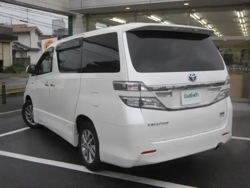 10078534 | カタログ画像：ヴェルファイア（VELLFIRE） ３．５Ｖ プレミアムシートエディション 2012年9月 DBA-GGH20W 3500cc ホワイトパールクリスタルシャイン バック