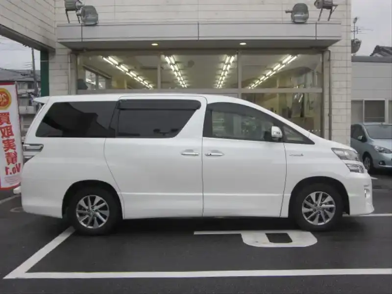 カタログ画像：ヴェルファイアハイブリッド（VELLFIRE HYBRID） ハイブリッドＶ プレミアムシートエディション 2012年9月 DAA-ATH20W 2400cc ホワイトパールクリスタルシャイン 燃費16.2km / l 外装