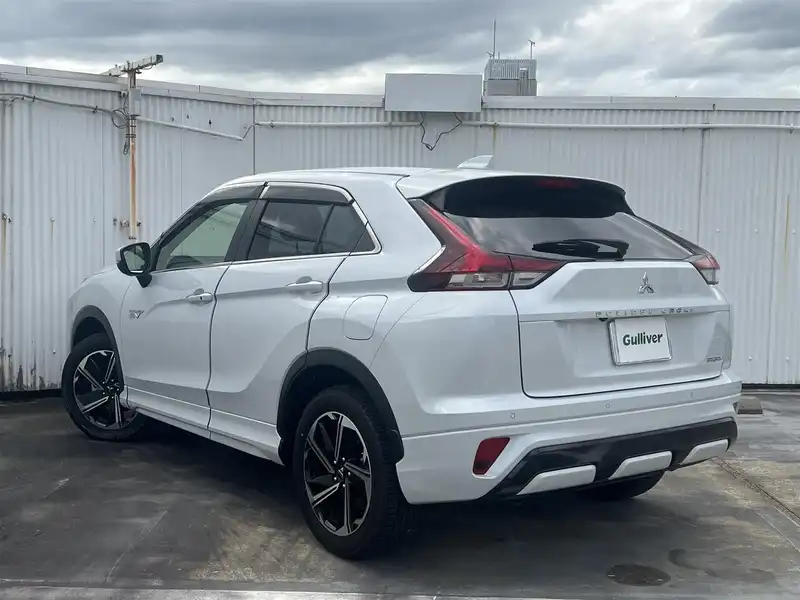 カタログ画像：エクリプスクロスＰＨＥＶ（ECLIPSE CROSS PHEV） ブラックエディション 2023年12月 5LA-GL3W 2400cc ホワイトダイヤモンド 燃費16.4km / l 外装