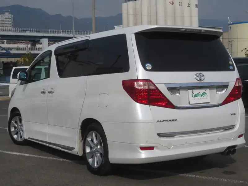 カタログ画像：アルファード（ALPHARD） ３５０Ｘ 2008年5月 DBA-GGH25W 3500cc ホワイトパールクリスタルシャイン 燃費9.4km / l  バック