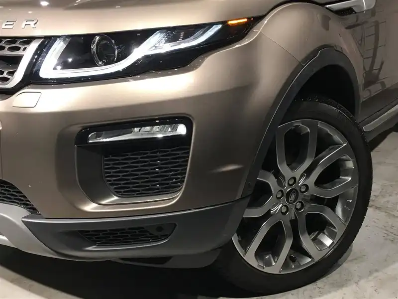 カタログ画像：レンジローバーイヴォーク（RANGE ROVER EVOQUE） ＨＳＥ 2016年9月 CBA-LV2A 2000cc カイコウラ・ストーン 燃費10.6km / l 外装