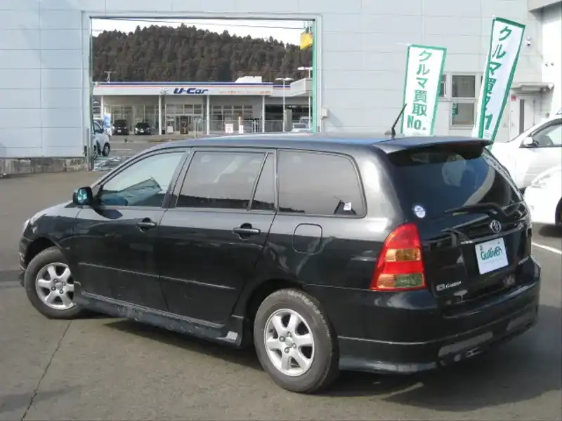 カタログ画像：カローラフィールダー（COROLLA FIELDER） Ｘ Ｇエディション 2004年2月 CBA-NZE124G 1500cc ブラックマイカ 燃費14.4km / l  バック