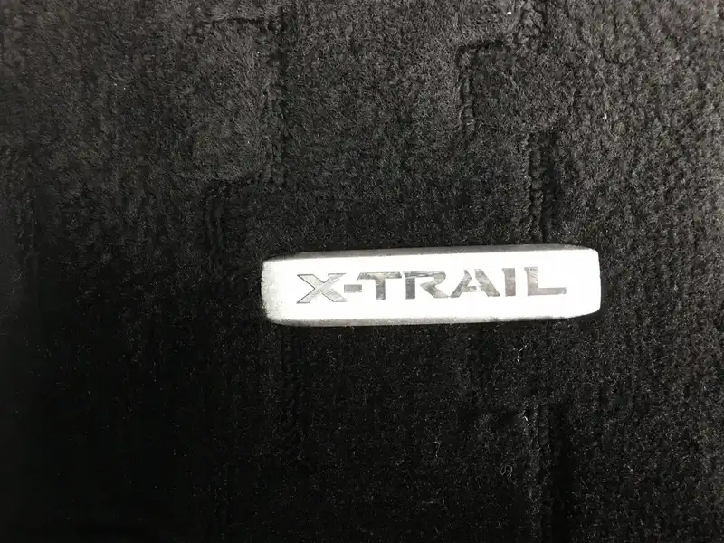 カタログ画像：エクストレイル（X-TRAIL） モード・プレミア オーテック３０ｔｈアニバーサリー 2016年8月 DBA-T32 2000cc ダイヤモンドブラック（Ｐ） 内装