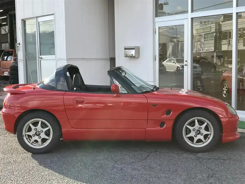 カタログ画像：カプチーノ（CAPPUCCINO） ベースグレード 1991年11月 E-EA11R 660cc コルドバレッド 燃費18.0km / l  外装