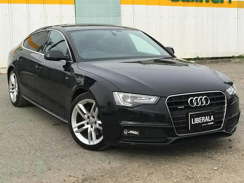 カタログ画像：Ａ５スポーツバック（A5 SPORTBACK） ２．０ＴＦＳＩクワトロ 2013年7月 DBA-8TCDNL 2000cc ファントムブラックパールエフェクト 燃費13.6km / l メイン（その他）