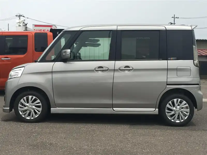 カタログ画像：スペーシアカスタム（SPACIA CUSTOM） ＧＳ 2015年5月 DAA-MK42S 660cc スチールシルバーメタリック 燃費30.6km / l 外装