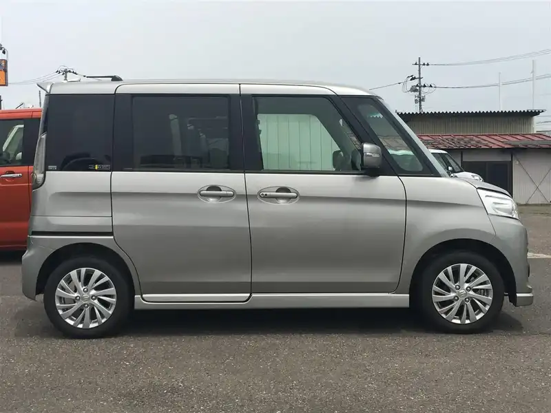 カタログ画像：スペーシアカスタム（SPACIA CUSTOM） ＧＳ 2015年5月 DAA-MK42S 660cc スチールシルバーメタリック 燃費30.6km / l 外装