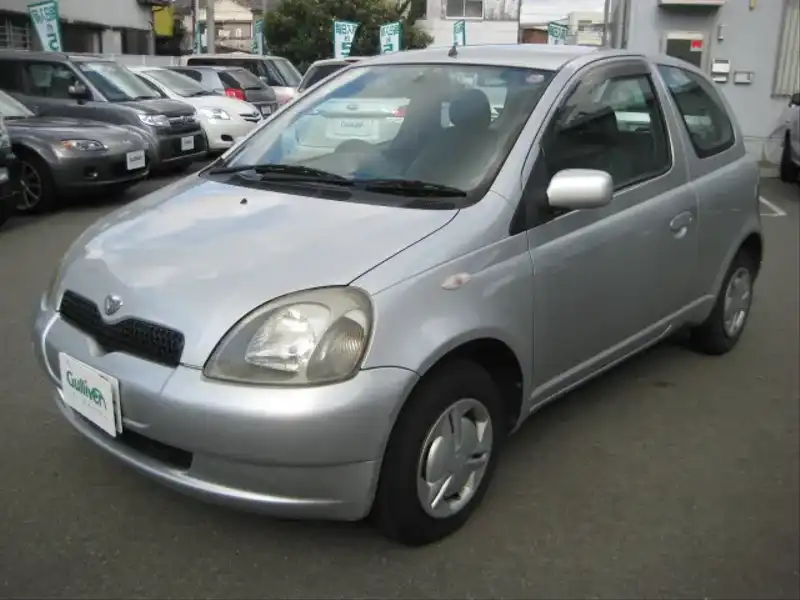 カタログ画像：ヴィッツ（VITZ） Ｂ ビジネスパッケージ 1999年8月 GH-SCP10 1000cc シルバーメタリック 燃費21.5km / l  バック