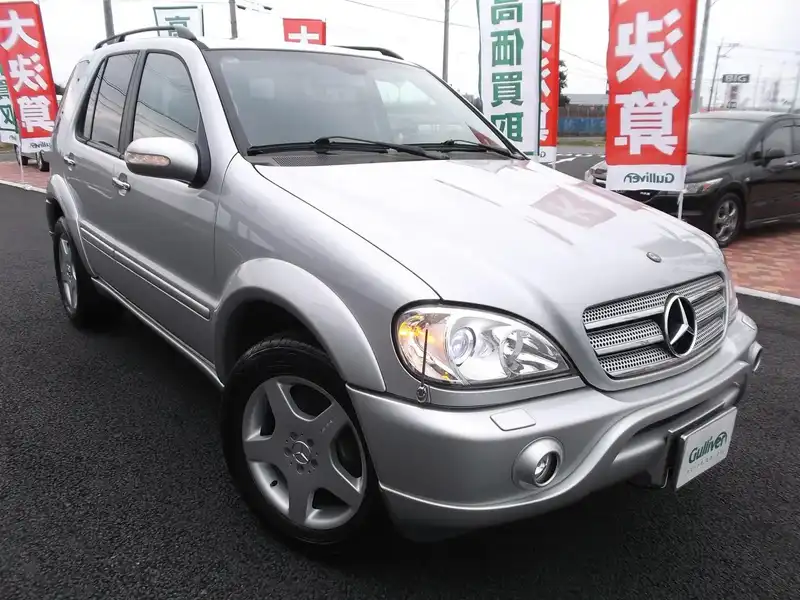 カタログ画像：Ｍクラス（M-CLASS） ＭＬ５５ ＡＭＧ 2001年4月 GF-ML55 5500cc 燃費6.3km / l  メイン