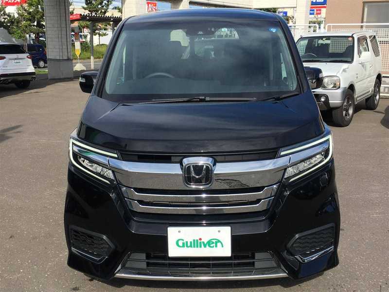 カタログ画像：ステップワゴン（STEPWAGON） ハイブリッドモデューロＸ ホンダセンシング 2019年10月 6AA-RP5 2000cc プレミアムスパークルブラック・パール 燃費25.0km / l フロント