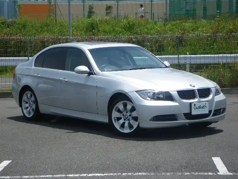 カタログ画像：３シリーズ（3 SERIES） ３３０ｉ ハイラインパッケージ 2006年9月 ABA-VB30 3000cc 燃費9.3km / l  メイン