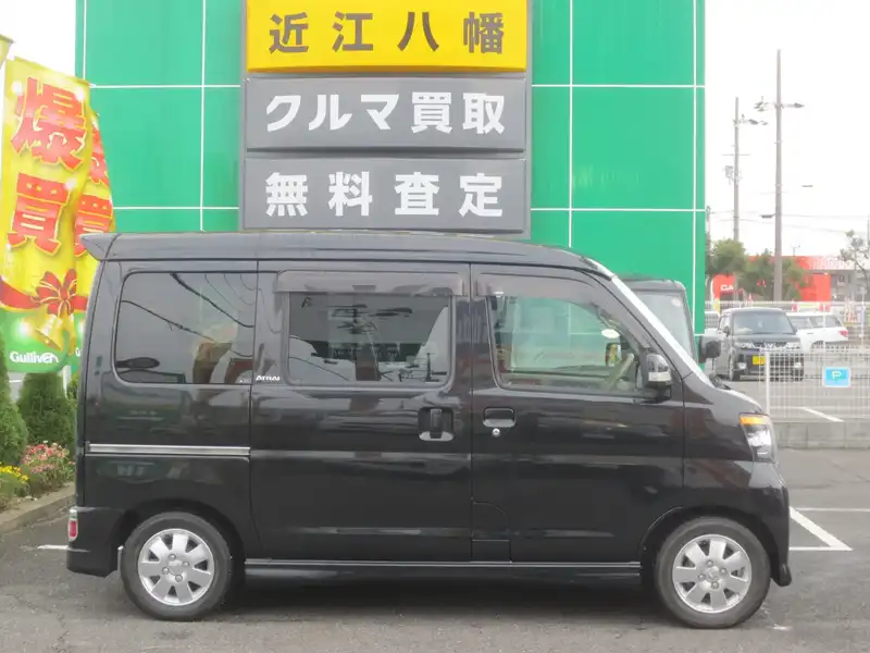 カタログ画像：アトレーワゴン（ATRAI WAGON） カスタムターボＲＳリミテッド 2007年9月 ABA-S331G 660cc ブラックマイカメタリック 燃費13.4km / l  外装