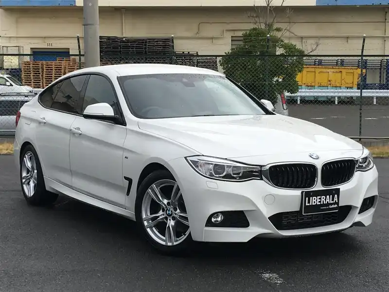 カタログ画像：３シリーズ（3 SERIES） ３２０ｉグランツーリスモ Ｍスポーツ 2014年11月 DBA-3X20 2000cc アルピン・ホワイトⅢ 燃費15.0km / l メイン