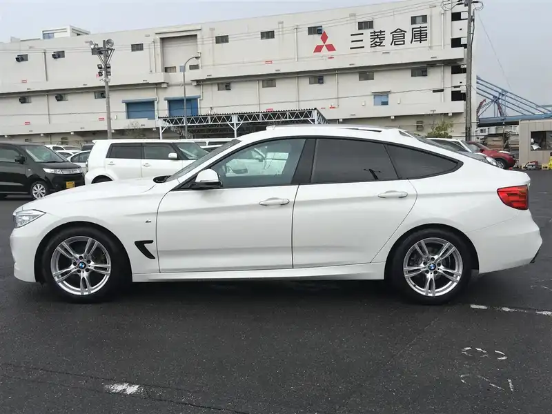 カタログ画像：３シリーズ（3 SERIES） ３２０ｉグランツーリスモ Ｍスポーツ 2014年11月 DBA-3X20 2000cc アルピン・ホワイトⅢ 燃費15.0km / l 外装