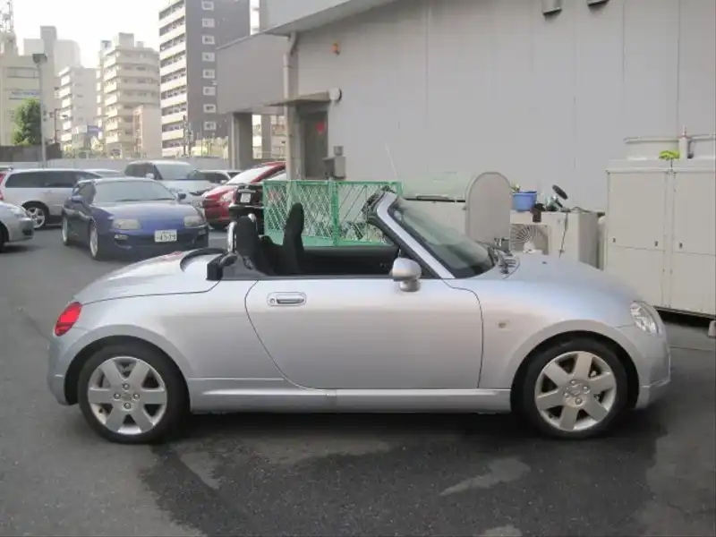 カタログ画像：コペン（COPEN） アクティブトップ 2010年8月 ABA-L880K 660cc ＤＣ・ブライトシルバーメタリック 燃費15.2km / l  外装