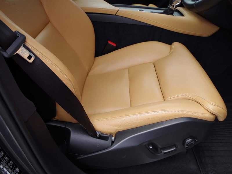 カタログ画像：ＸＣ９０（XC90） Ｔ８ ツインエンジン ＡＷＤ エクセレンス 2018年8月 DLA-LB420XCPA 2000cc 燃費13.7km / l フロント