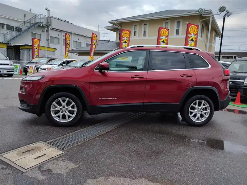 カタログ画像：ジープ・チェロキー（JEEP CHEROKEE） ロンジチュード 2015年4月 ABA-KL24P 2400cc ディープチェリーレッド クリスタルパールコート 燃費8.6km / l 外装