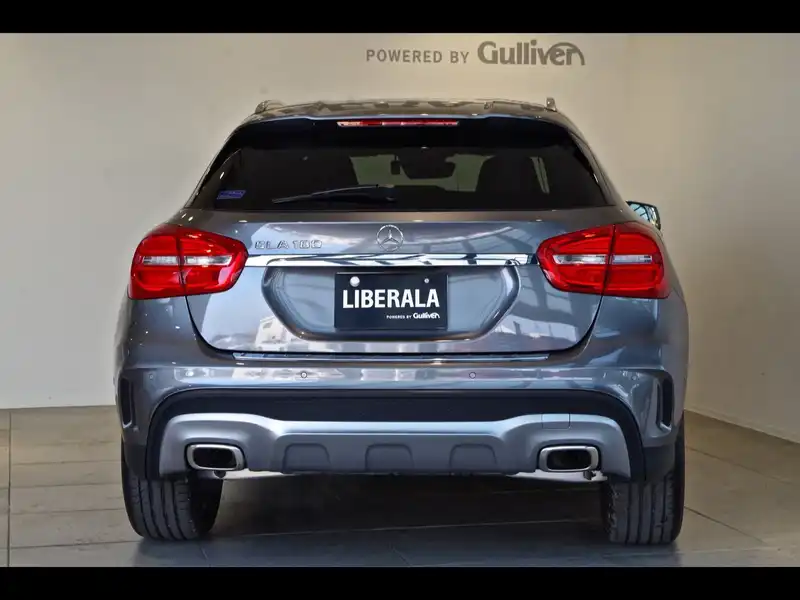 カタログ画像：ＧＬＡクラス（GLA-CLASS） ＧＬＡ１８０ スポーツ 2014年5月 DBA-156942 1600cc マウンテングレー（Ｍ） 燃費16.0km / l バック