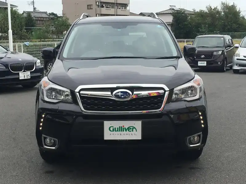 カタログ画像：フォレスター（FORESTER） Ｓ－リミテッド 2014年11月 DBA-SJ5 2000cc クリスタルブラック・シリカ 燃費15.2km / l フロント