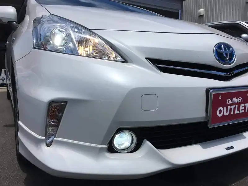 カタログ画像：プリウスα（PRIUS ALPHA） Ｓ チューン ブラック 2014年4月 DAA-ZVW40W 1800cc ホワイトパールクリスタルシャイン 燃費26.2km / l 外装