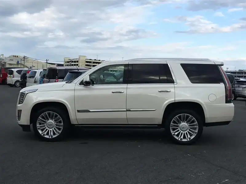 カタログ画像：キャデラックエスカレード（CADILLAC ESCALADE） エスカレード プラチナム 2017年6月 6200cc 外装