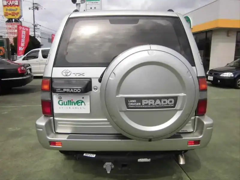 カタログ画像：ランドクルーザープラド（LAND CRUISER PRADO） ＴＳ 1998年1月 KD-KZJ95W 3000cc シルバーメタリック バック