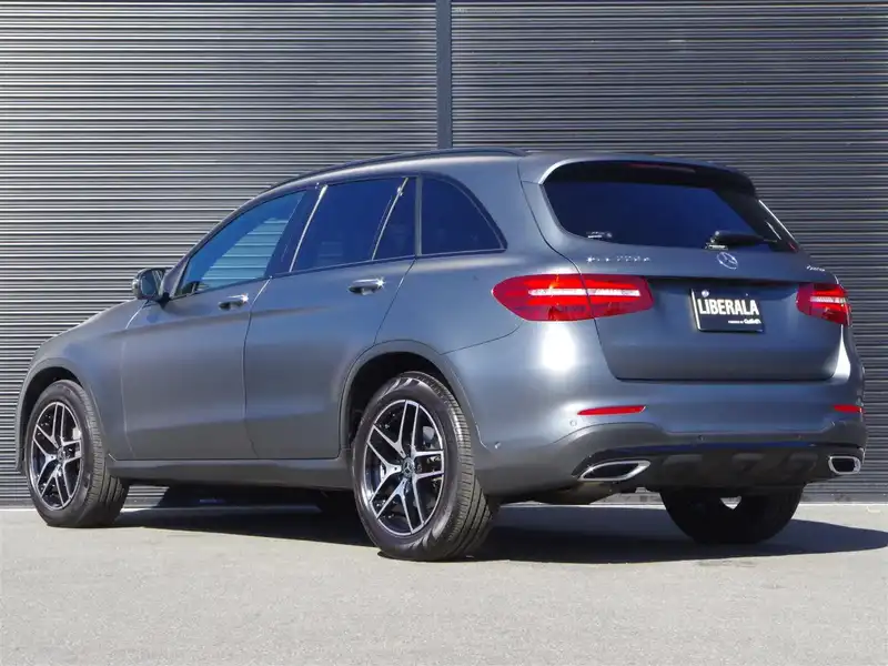 カタログ画像：ＧＬＣ（GLC-CLASS） ＧＬＣ２２０ｄ ４マチック ローレウスエディション 2019年5月 LDA-253905C 2100cc セレナイトグレー（Ｍ）orセレナイトグレーマグノ（マット） 燃費16.2km / l バック