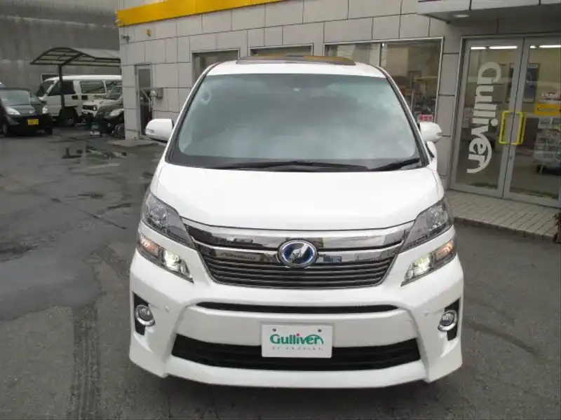 カタログ画像：ヴェルファイアハイブリッド（VELLFIRE HYBRID） ハイブリッドＺＲ Ｇエディション 2012年9月 DAA-ATH20W 2400cc ホワイトパールクリスタルシャイン 燃費16.2km / l フロント