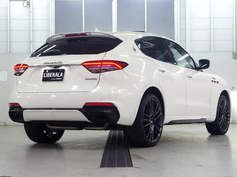 カタログ画像：レヴァンテ（LEVANTE） ＧＴペッレ イントレッチァータ 2022年12月 7AA-MLE20 2000cc ビアンコ 外装