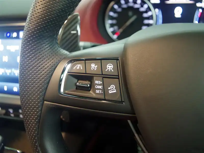 カタログ画像：レヴァンテ（LEVANTE） ＧＴペッレ イントレッチァータ 2022年12月 7AA-MLE20 2000cc ビアンコ 内装