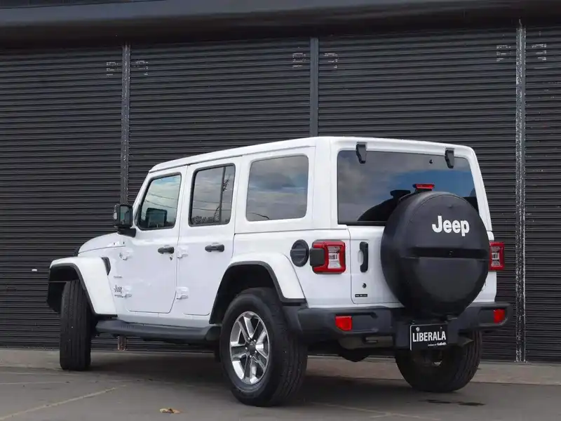 カタログ画像：ジープ・ラングラーアンリミテッド（JEEP WRANGLER UNLIMITED） サハラ ローンチエディション 2018年11月 ABA-JL36L 3600cc ブライトホワイトクリアコート 燃費9.2km / l バック