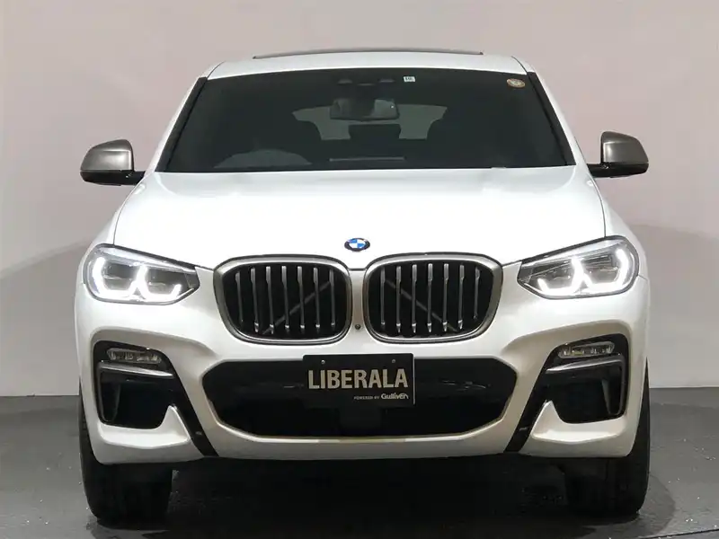 カタログ画像：Ｘ４（X4） Ｍ４０ｉ 2019年10月 3BA-2V30 3000cc アルピン・ホワイトIII（ソリッド・カラー） 燃費10.3km / l フロント