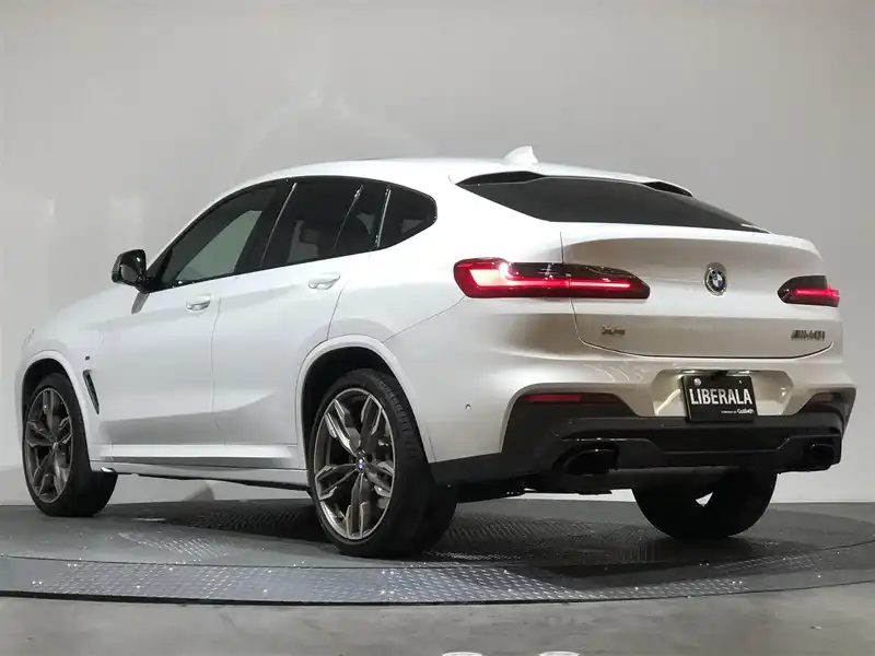 10131764 | カタログ画像：Ｘ４（X4） Ｍ４０ｉ 2020年4月 3BA-2V30 3000cc アルピン・ホワイトIII（ソリッド・カラー） バック