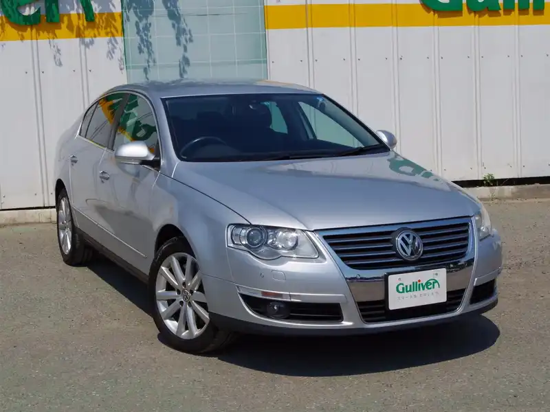 カタログ画像：パサート（PASSAT） Ｖ６ ４モーション 2008年1月 ABA-3CAXZF 3200cc リフレックスシルバーメタリック 燃費10.2km / l  メイン