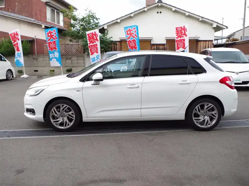 カタログ画像：Ｃ４（C4） エクスクルーシブ 2011年7月 ABA-B75F02S 1600cc 燃費13.1km / l 外装