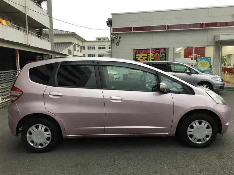 カタログ画像：フィット（FIT） Ｌ 2007年10月 DBA-GE6 1300cc クールロゼ・メタリック 燃費21.5km / l  外装