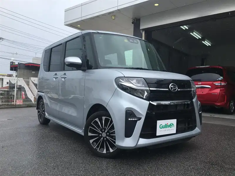 カタログ画像：タント（TANTO） カスタムＲＳ 2021年9月 5BA-LA660S 660cc ブライトシルバーメタリック 燃費18.8km / l メイン