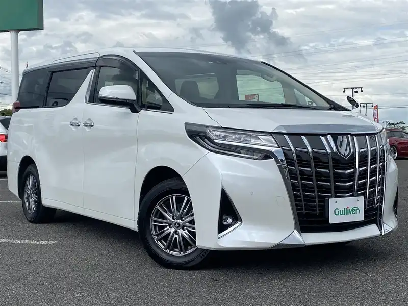 カタログ画像：アルファード（ALPHARD） ３．５エグゼクティブラウンジ 2018年10月 DBA-GGH30W 3500cc ホワイトパールクリスタルシャインorラグジュアリーホワイトパールクリスタルシャインガラスフレーク 燃費10.6km / l メイン