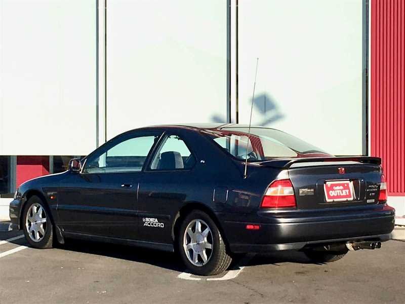 2001737 | カタログ画像：アコード（ACCORD） ２．２ＶＴＳ 1994年9月 E-CD5 2200cc ナイトシェードグレーパール バック