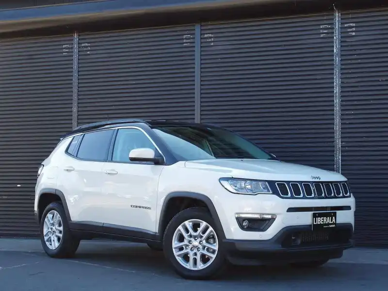 カタログ画像：ジープ・コンパス（JEEP COMPASS） ロンジチュード 2019年10月 ABA-M624 2400cc ヴォーカルホワイトパールコート 燃費11.9km / l メイン