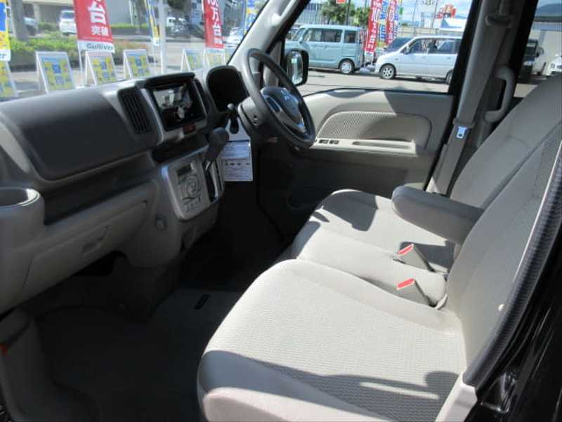 カタログ画像：タウンボックス（TOWN BOX） Ｇスペシャル 2022年4月 3BA-DS17W 660cc ブルーイッシュブラックパール 燃費13.3km / l 内装