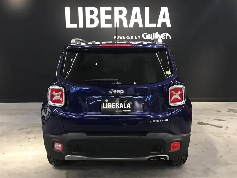 10117055 | カタログ画像：ジープ・レネゲード（JEEP RENEGADE） リミテッド 2018年6月 ABA-BU14 1400cc ジェットセットブルーメタリック バック