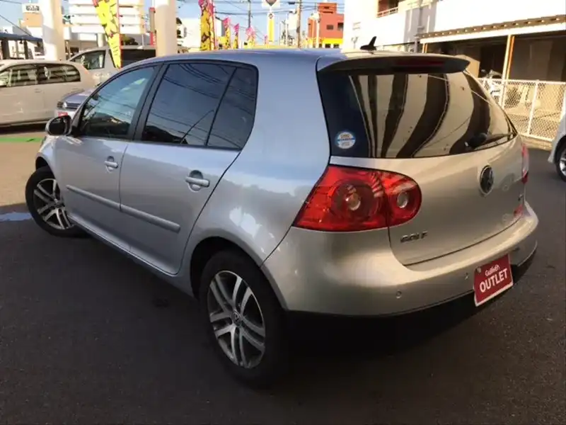 カタログ画像：ゴルフ（GOLF） ２５Ｍエディション 2007年5月 GH-1KBLP 1600cc リフレックスシルバーメタリック 燃費12.8km / l  バック