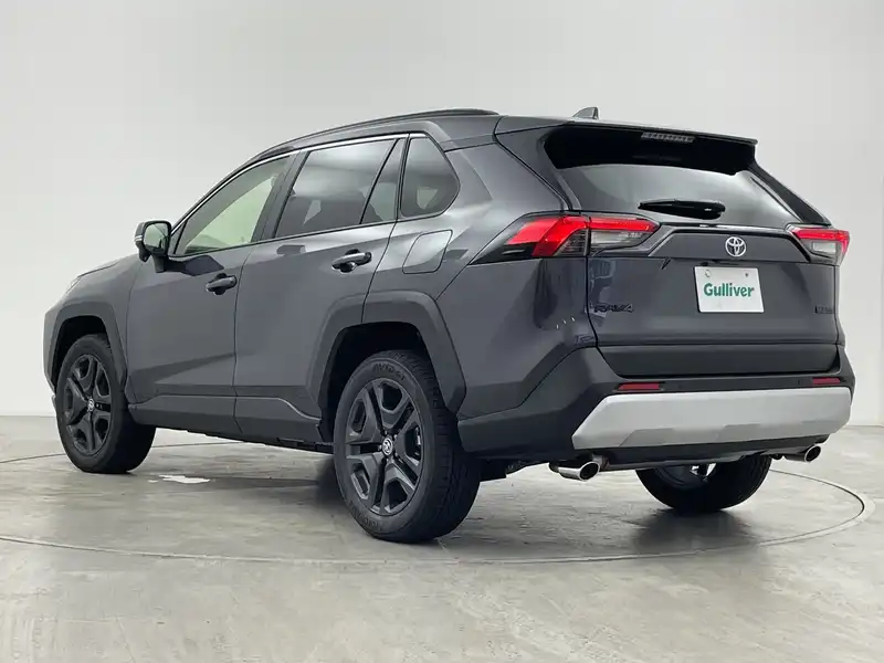 カタログ画像：ＲＡＶ４（RAV4） Ｘ 2024年12月 6BA-MXAA54 2000cc グレーメタリック 燃費15.2km / l バック
