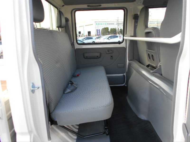 カタログ画像：トヨエース（TOYOACE） ベースグレード 2015年5月 ABF-TRY220 2000cc ホワイト 燃費10.0km / l 内装