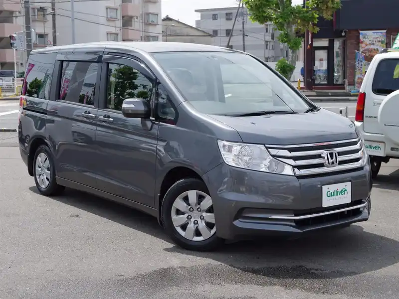 カタログ画像：ステップワゴン（STEPWAGON） Ｌｉ 2012年4月 DBA-RK1 2000cc ポリッシュドメタル・メタリック 燃費14.4km / l メイン（その他）