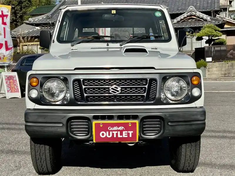 カタログ画像：ジムニー（JIMNY） 幌 ＣＣ 1997年5月 V-JA12C 660cc スペリアホワイト 燃費13.2km / l  フロント