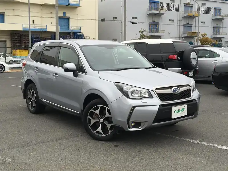 カタログ画像：フォレスター（FORESTER） ２．０ＸＴ アイサイト 2012年11月 DBA-SJG 2000cc アイスシルバー・メタリック 燃費13.2km / l メイン（その他）