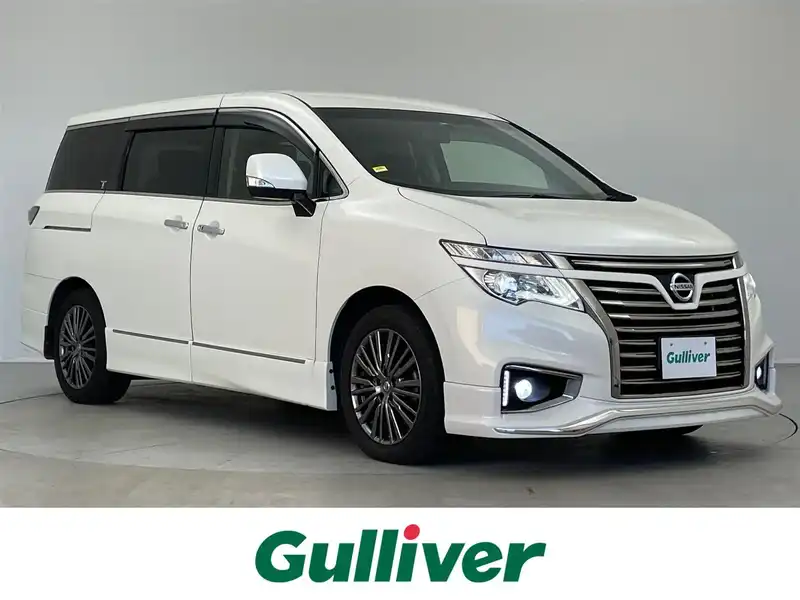 カタログ画像：エルグランド（ELGRAND） オーテック 2023年4月 5BA-PNE52 3500cc ピュアホワイトパール（３Ｐ） 燃費8.4km / l メイン（その他）