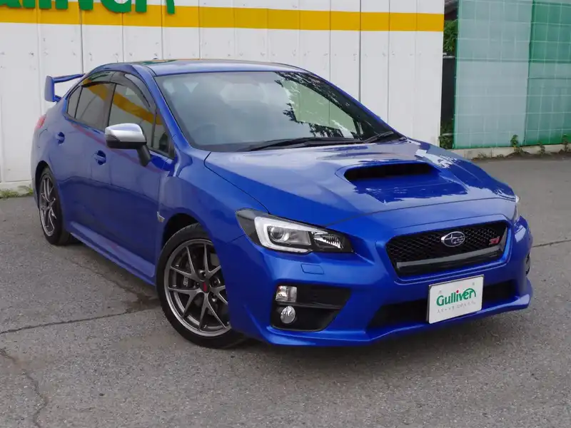 カタログ画像：ＷＲＸ ＳＴＩ（WRX STI） ＳＴＩ タイプＳ 2014年8月 CBA-VAB 2000cc ＷＲブルー・パール 燃費9.4km / l メイン